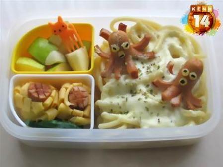 Trang trí món ăn đẹp mắt với xúc xích