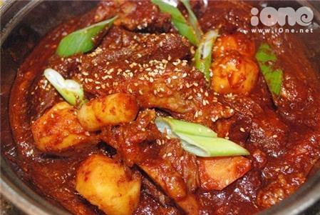 Món ăn hấp dẫn: Sườn lagu sốt Hàn Quốc