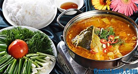 Cuối tuần hấp dẫn với cách nấu lẩu cá lăng măng chua tuyệt ngon