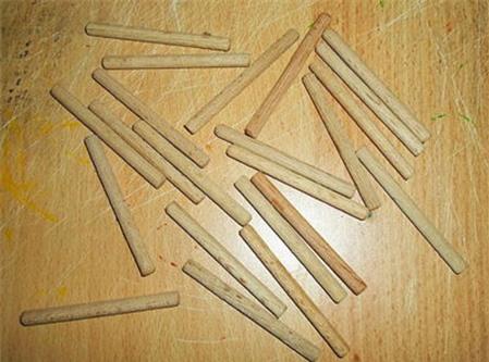 Hướng dẫn cách làm đèn trang trí từ que gỗ cực độc