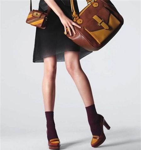 Nữ tính và phong cách với giày loafer cao gót