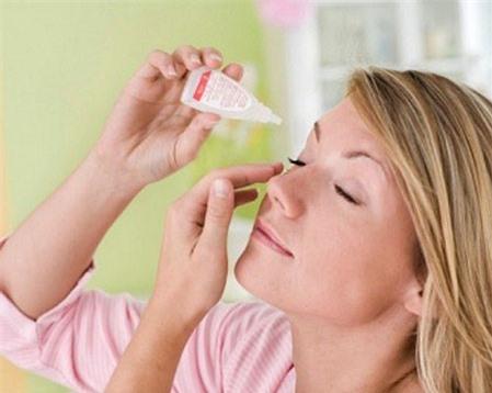 Dùng Cravit chữa đau mắt đỏ có ảnh hưởng thai nhi?