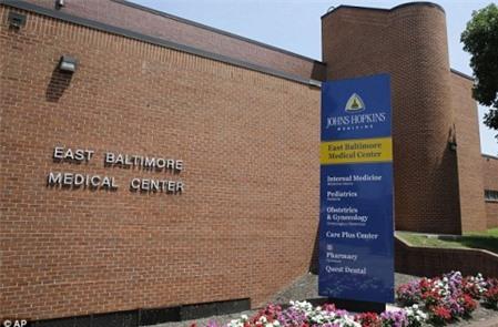 Hơn 8.000 nữ bệnh nhân bị bác sỹ phụ khoa quay lén