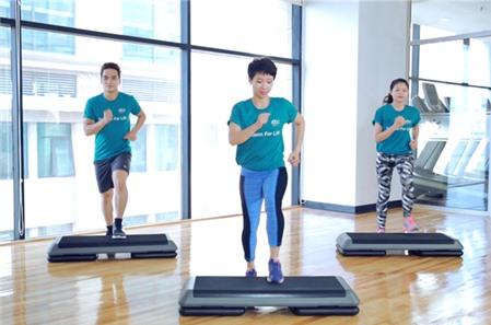30 phút làm thon gọn và săn chắc cơ thể với bài tập E-Bums & Tums