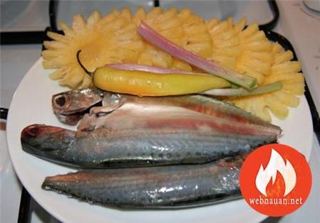 Cách Làm Món Cá Bạc Má Kho Dứa Thơm Ngon