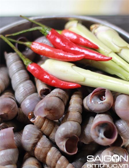 Cách làm ốc xào sả ớt thơm nồng, hấp dẫn
