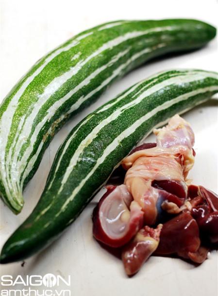 Lặc lày xào lòng gà ngon không thể tả