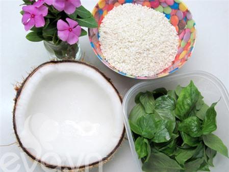 Nấu xôi lá cẩm thắp hương ngày mùng 1