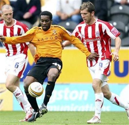 5 độc chiêu của Jay Jay Okocha