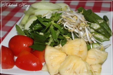 Canh chua chả cá thác lác