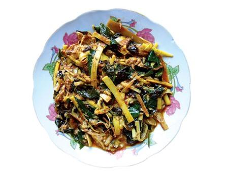 Canh thụt, món ngon của người M’nông