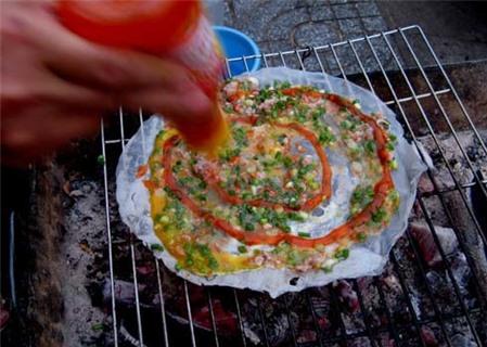 3. Bánh tráng nướng thịt: