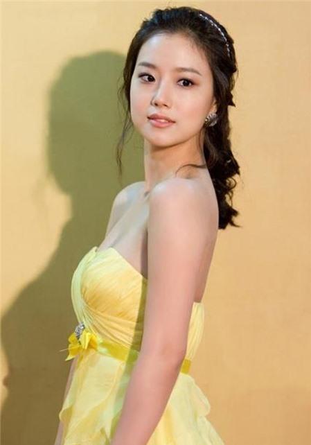5 bí mật thú vị về Moon Chae Won