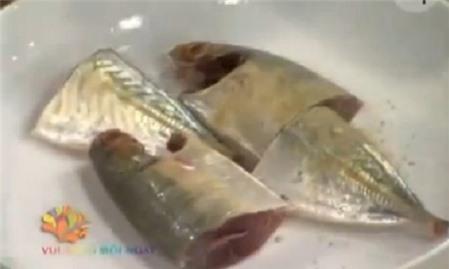 6 cách khử mùi tanh cá biển hiệu quả