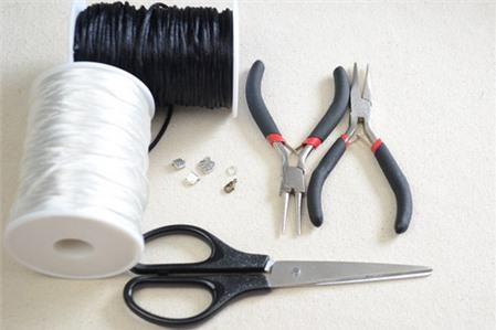 Cách làm vòng tay cung hoàng đạo đã đẹp lại còn rẻ