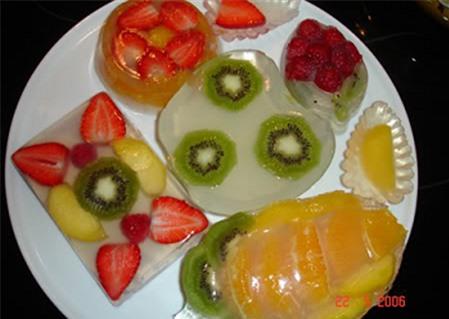 Dạy cách làm thạch rau câu hoa quả đơn giản tại nhà