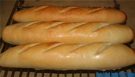 Mách bạn cách làm bánh mì bơ ruốc thật ngon mà đơn giản