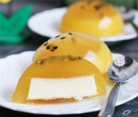 Cách làm thạch chanh leo nước cốt dừa ngon mát ngày nóng